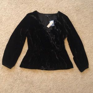 New! Women j crew black velvet blouse size medium